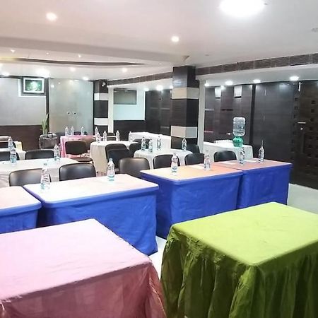 Hotel Q-Inn Καλκούτα Εξωτερικό φωτογραφία