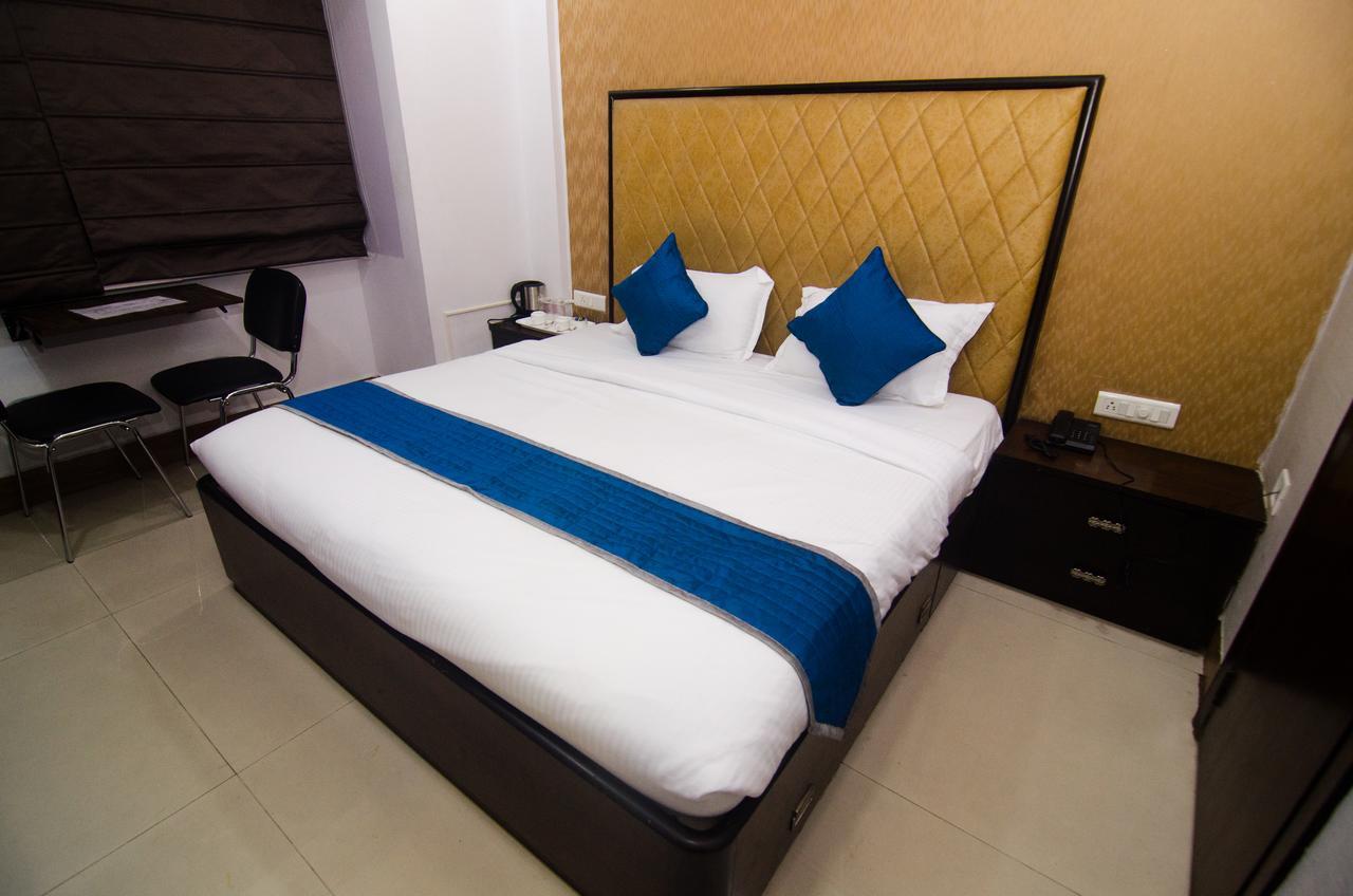 Hotel Q-Inn Καλκούτα Εξωτερικό φωτογραφία