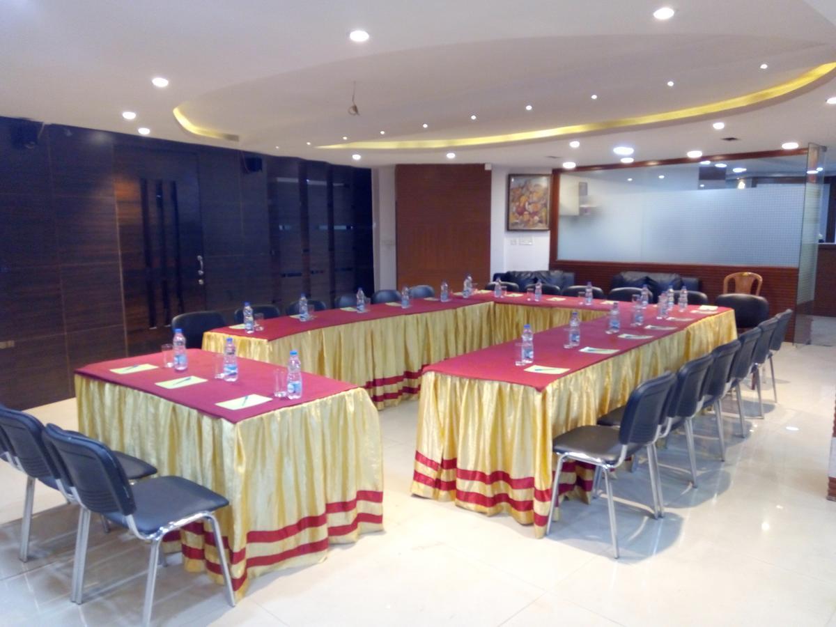 Hotel Q-Inn Καλκούτα Εξωτερικό φωτογραφία