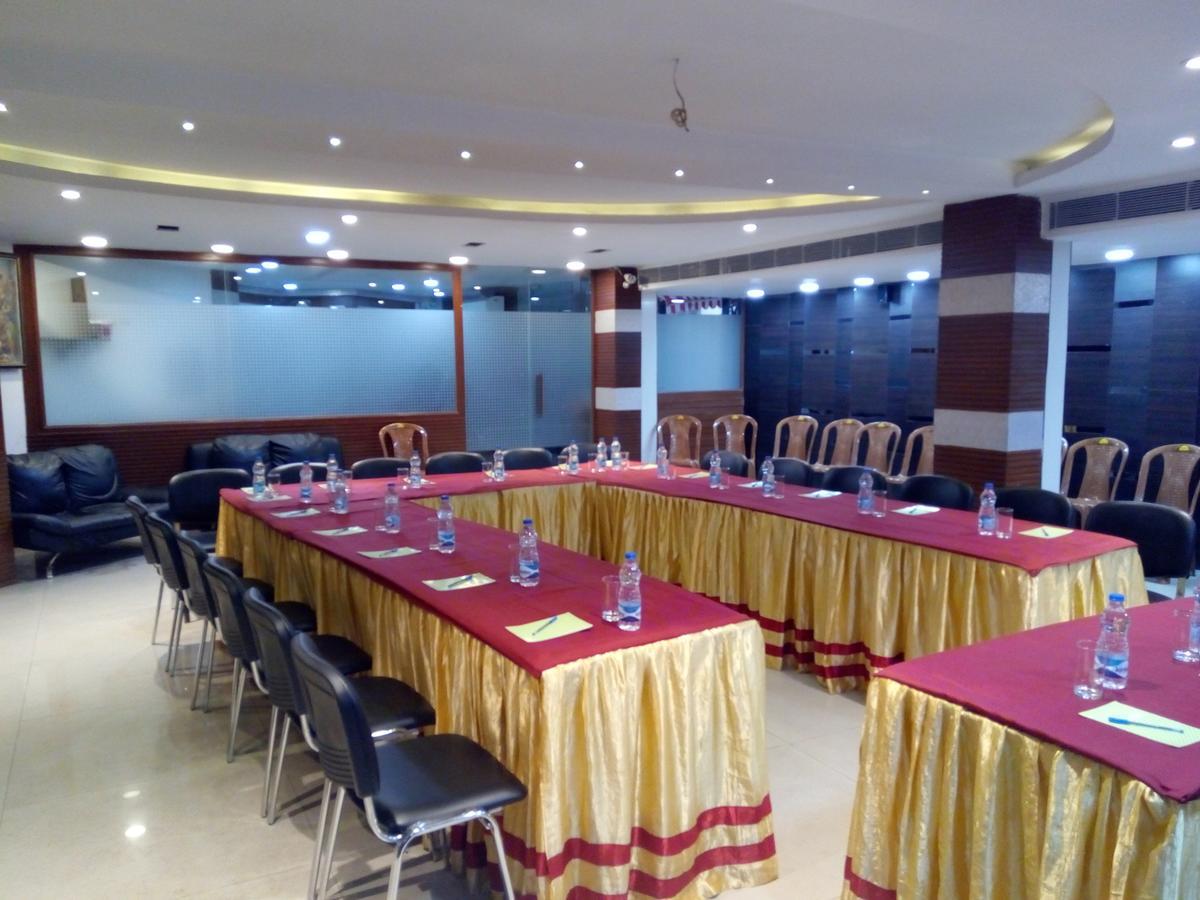 Hotel Q-Inn Καλκούτα Εξωτερικό φωτογραφία